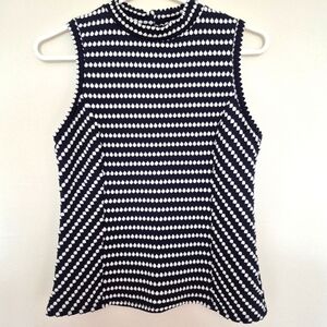 W5 Navy & White Geometric Sleeveless Mock Neck Top – Size Small
